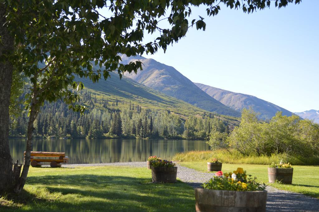 Summit Lake Lodge Exterior foto